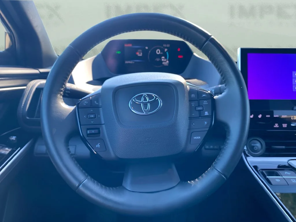 Used 2023 Black Toyota XLE image 13