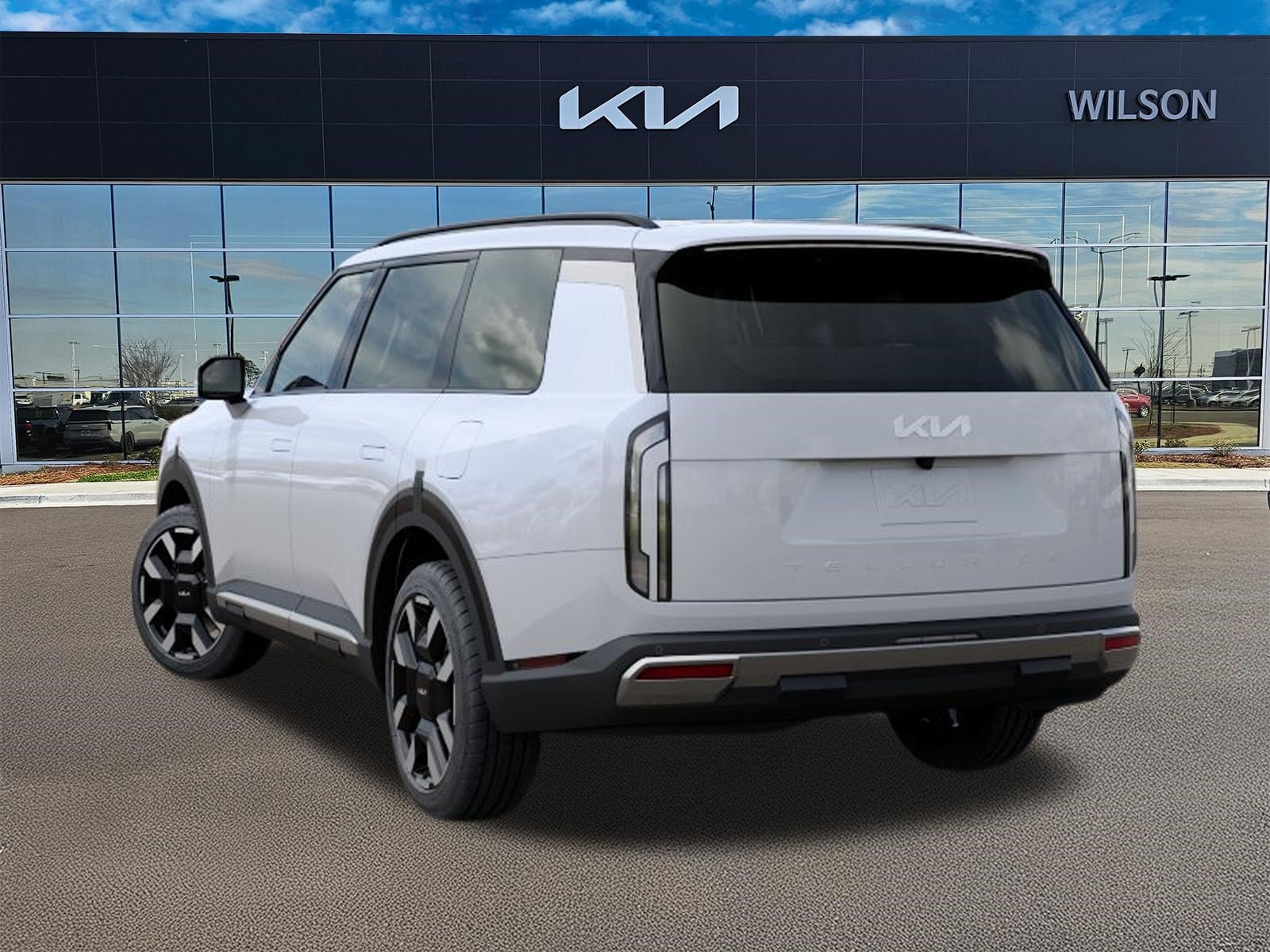 New 2027 Glacial White Pearl Kia S image 4