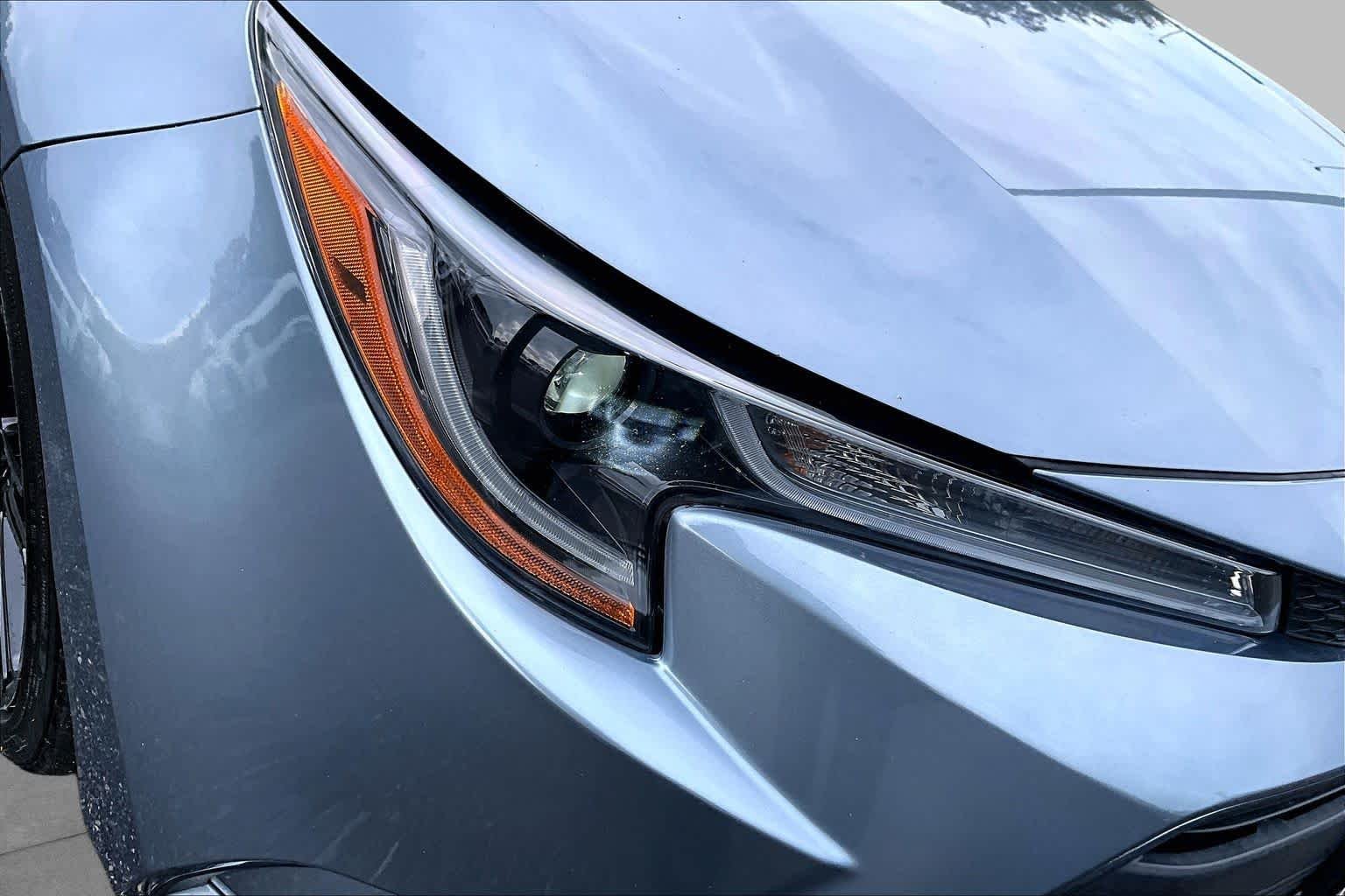 Used 2023 Celestite Toyota LE image 26
