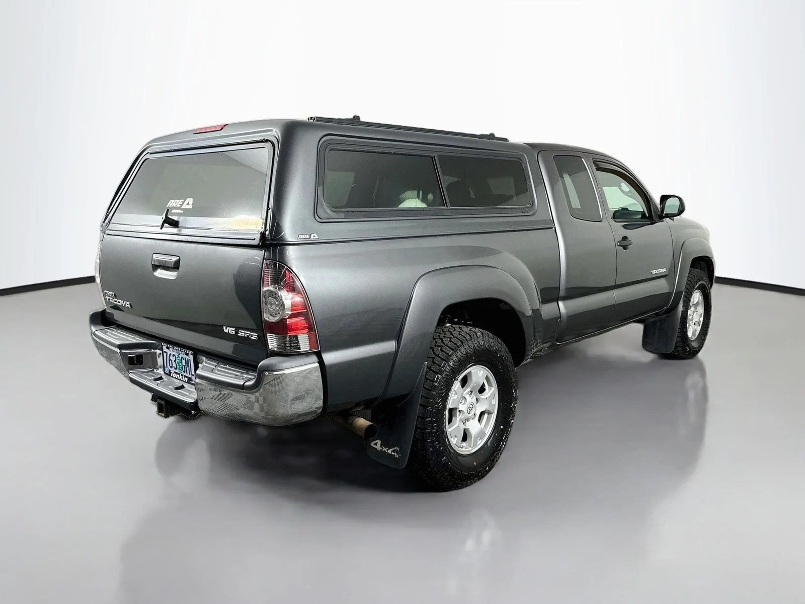 Used 2013 Magnetic Gray Metallic Toyota Base image 8