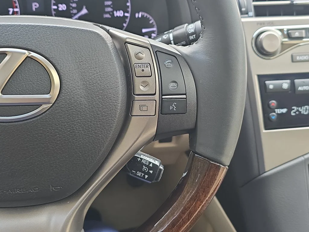 Used 2015 Beige Lexus 350 image 21