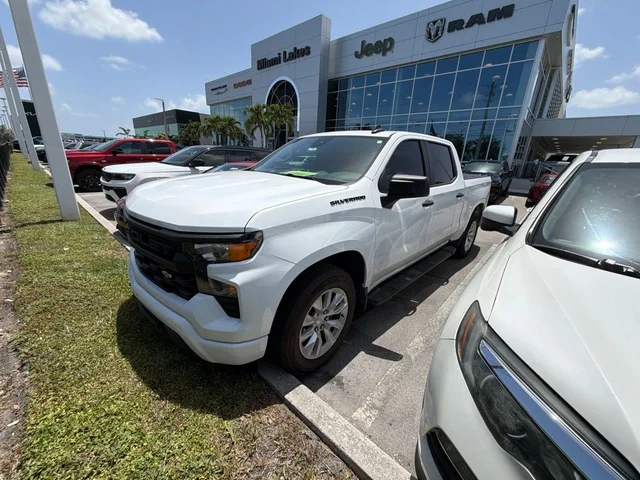 2024 Chevrolet Silverado 1500 Custom