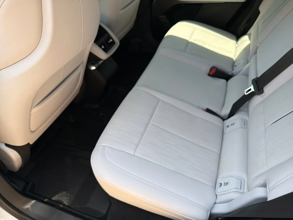 2026 Cadillac LYRIQ Sport - Photo 38