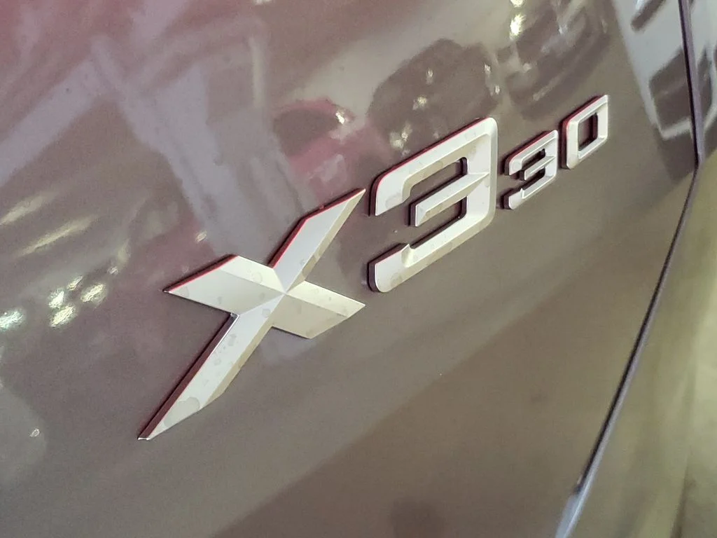 New 2026 Skyscraper Grey Metallic BMW 30 xDrive image 6