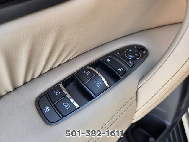 Used 2023 White Nissan SL image 29