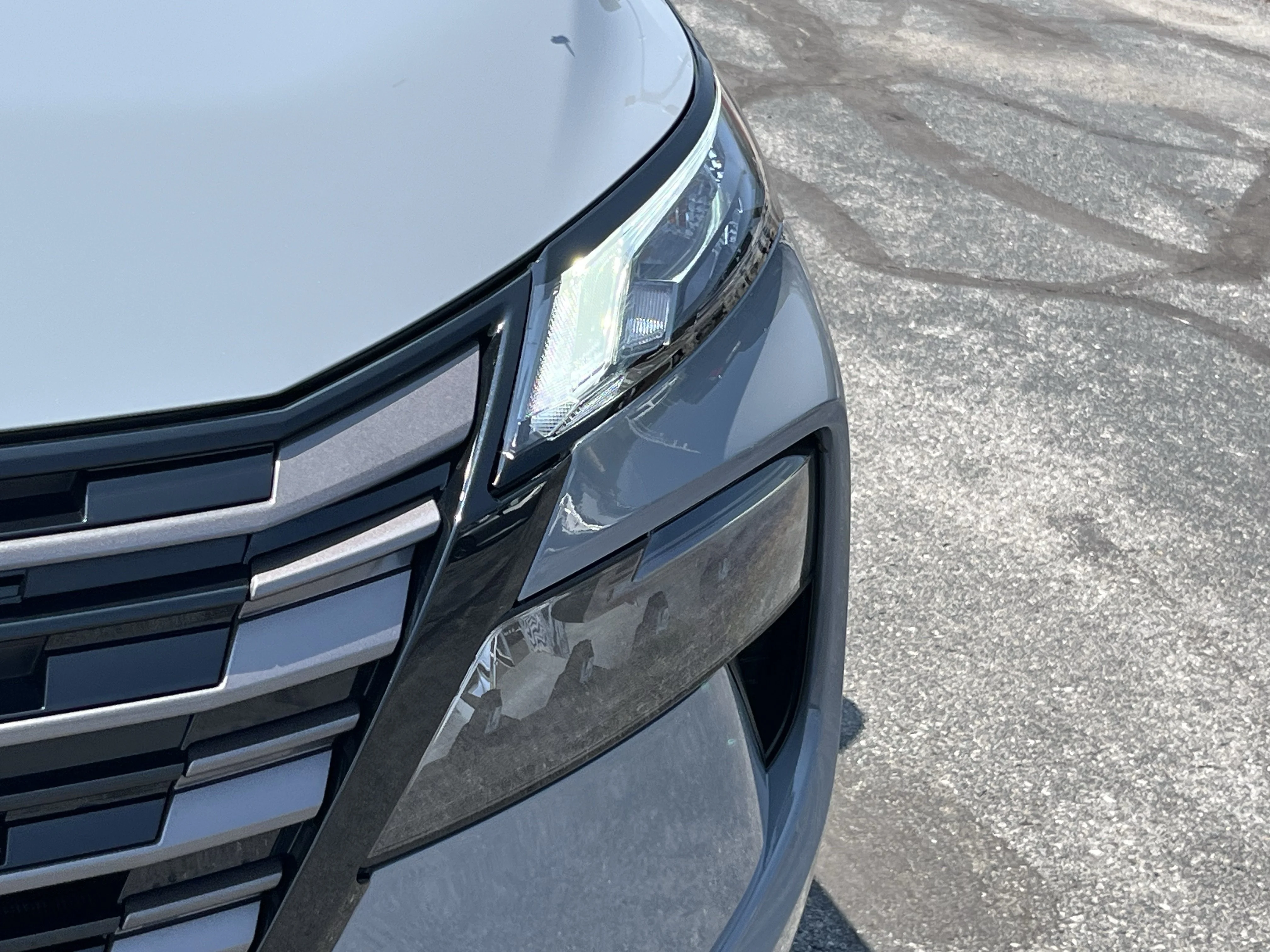 New 2026 Boulder Gray Pearl Nissan SV image 13