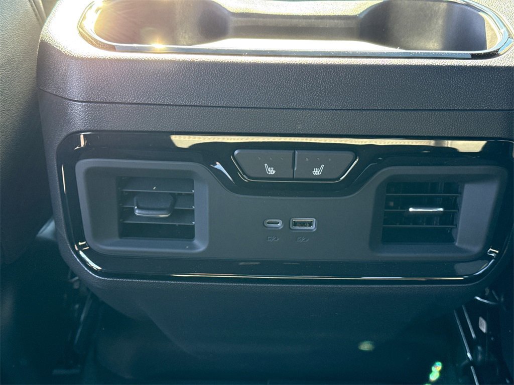 2026 GMC SIERRA - Image 30