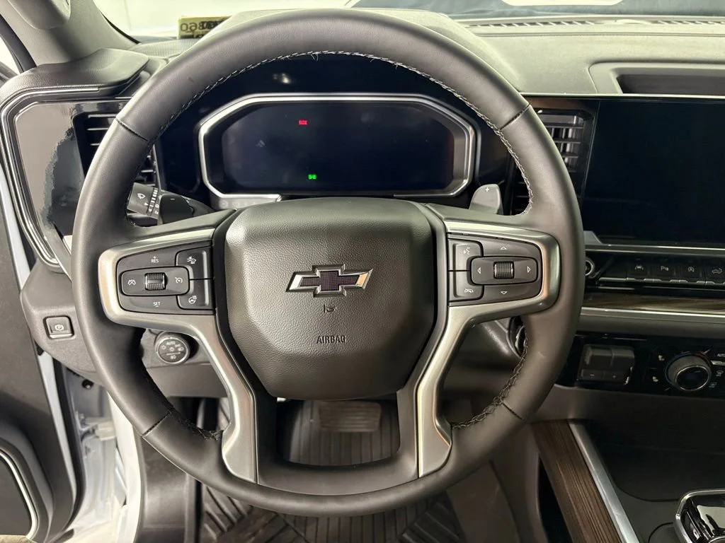 New 2026 Summit White Chevrolet LT Trail Boss image 28