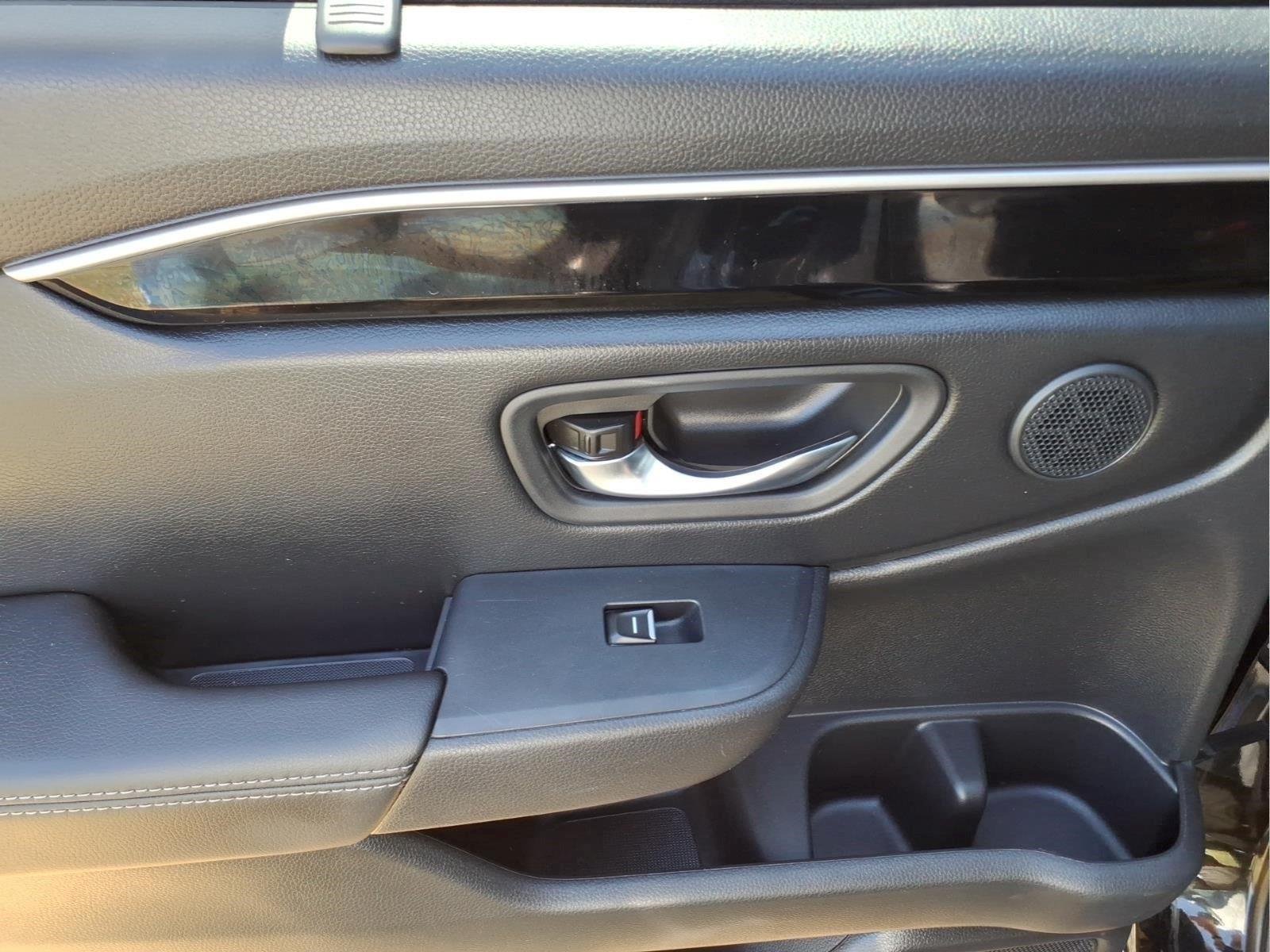 2025 Honda Pilot Touring - Photo 13
