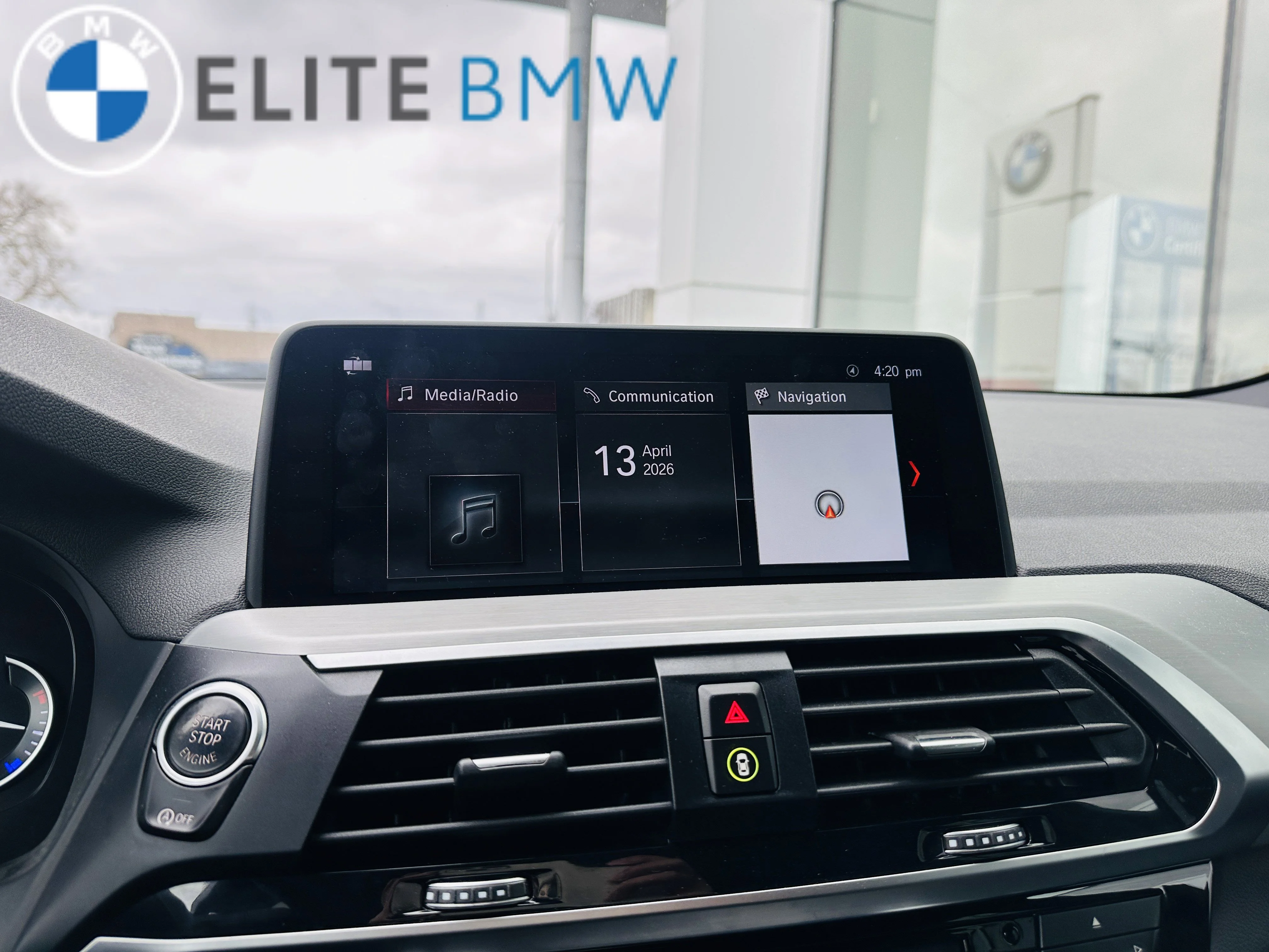 Used 2018 Mineral White Metallic BMW XDRIVE30I image 2