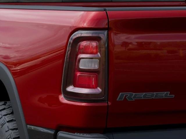 New 2026 Molten Red Pearl-Coat Exterior Paint RAM Rebel image 5