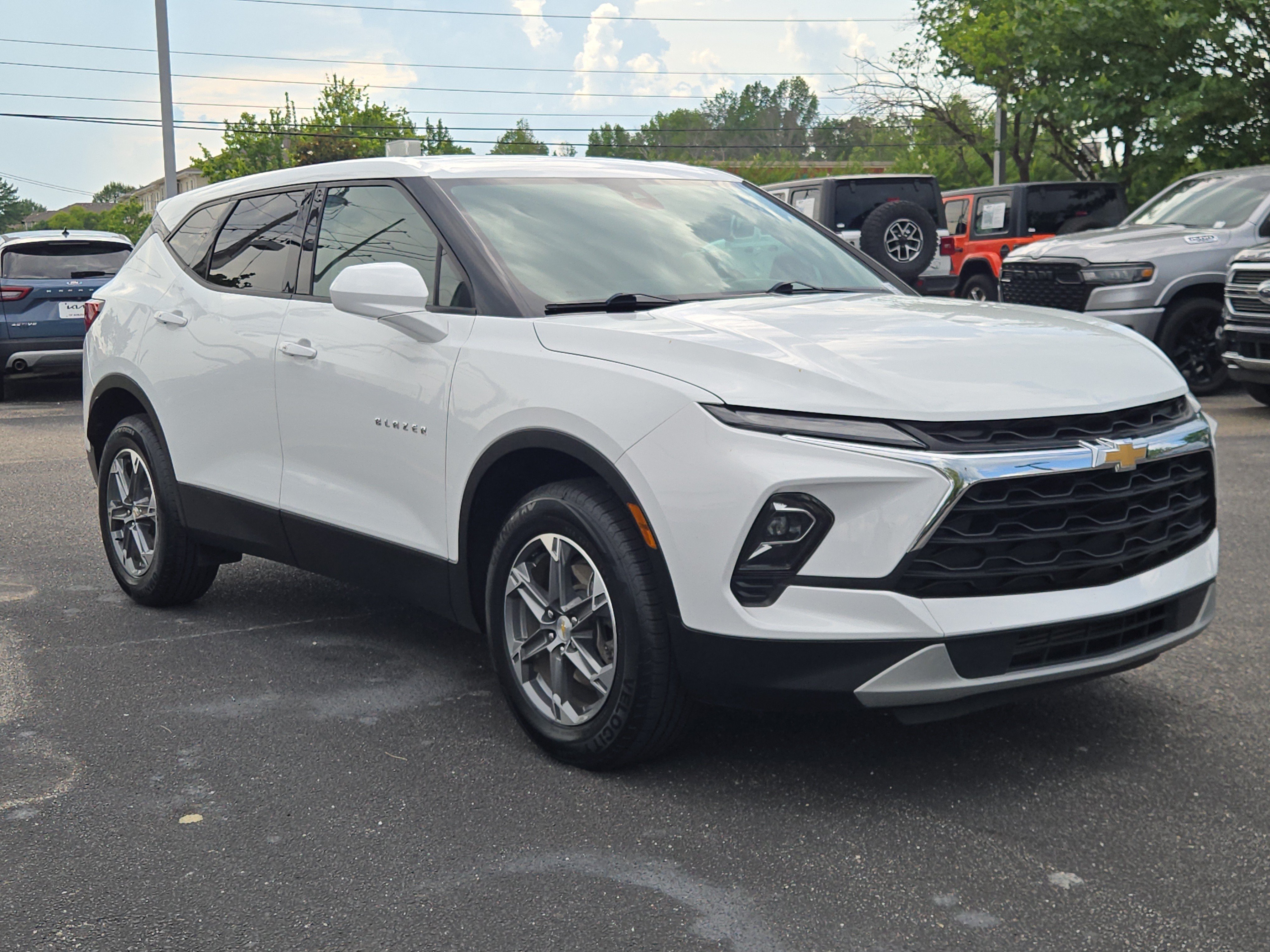 2023 Chevrolet Blazer 2LT - Photo 3