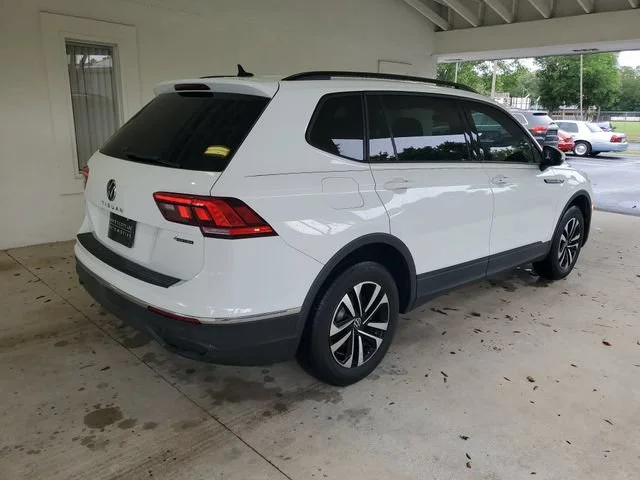 Used 2023 White Volkswagen S image 4