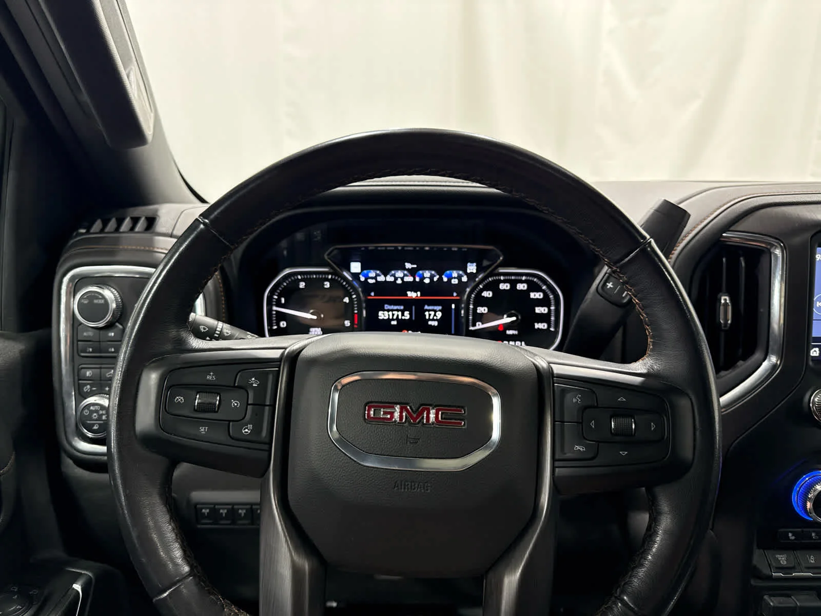 Certified Used 2022 FOREST METALLIC GMC AT4 image 27