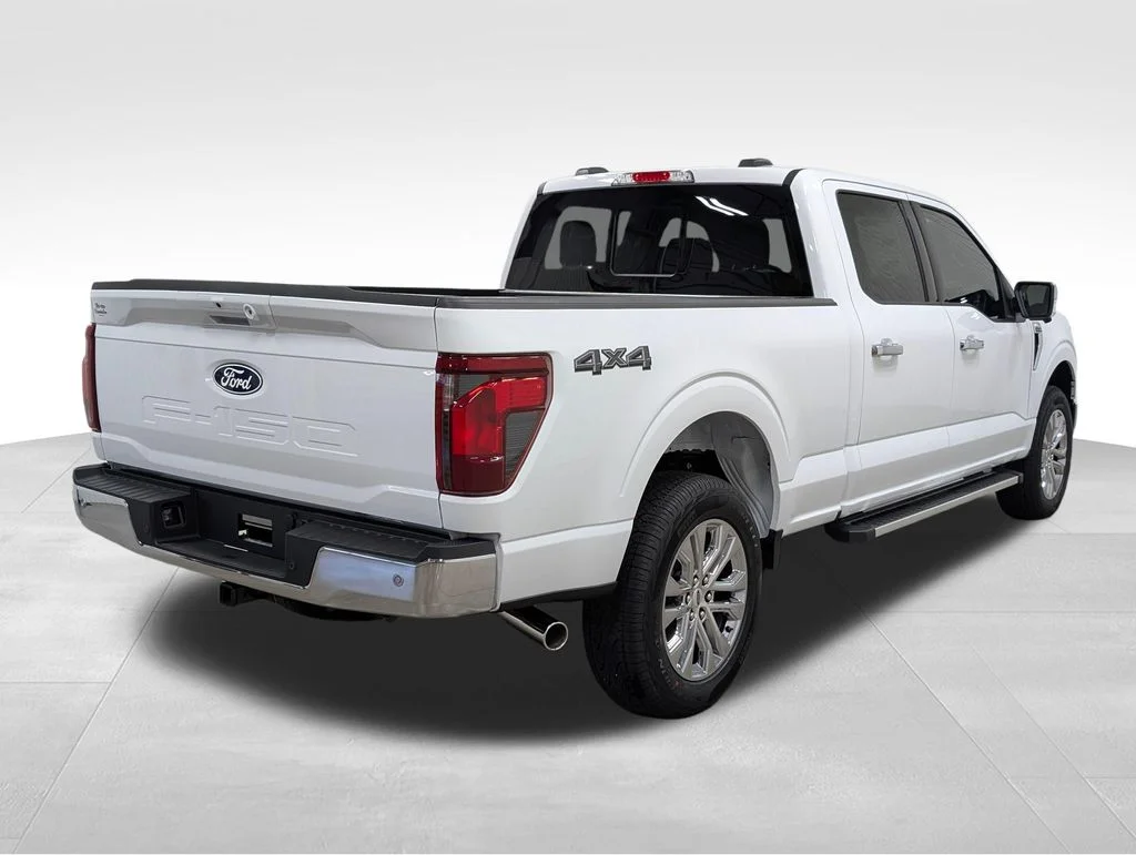 New 2026 Oxford White Ford XLT image 24