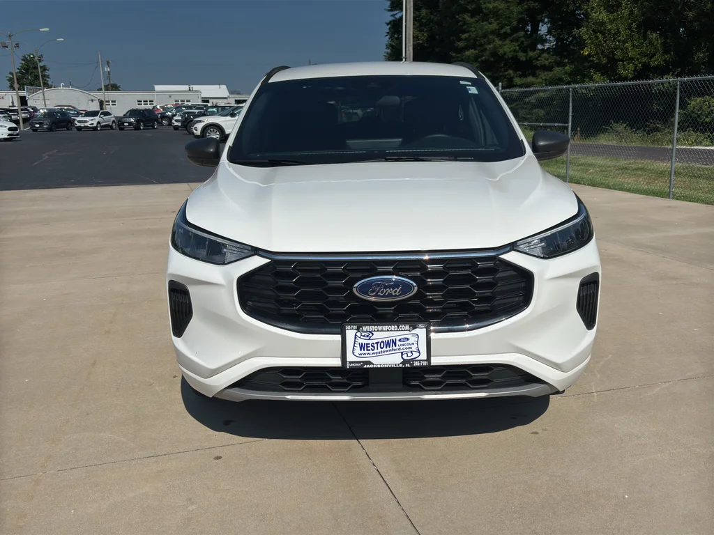 Used 2024 Star White Ford ST-Line image 9