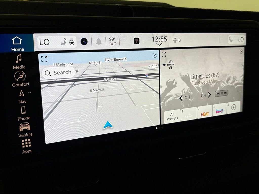 New 2026 Granite Crystal Metallic Clear-Coat Exterior Paint Jeep Rubicon X image 25