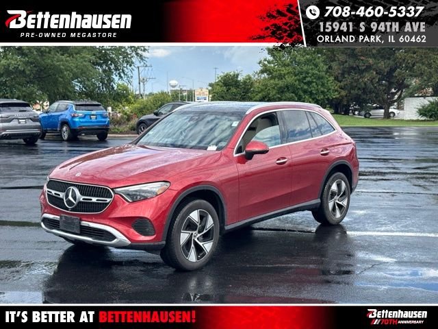Used 2023 Blue Mercedes-Benz GLC 300 image 1