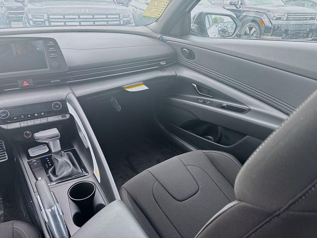 New 2026 Serenity White Hyundai SEL Sport image 16