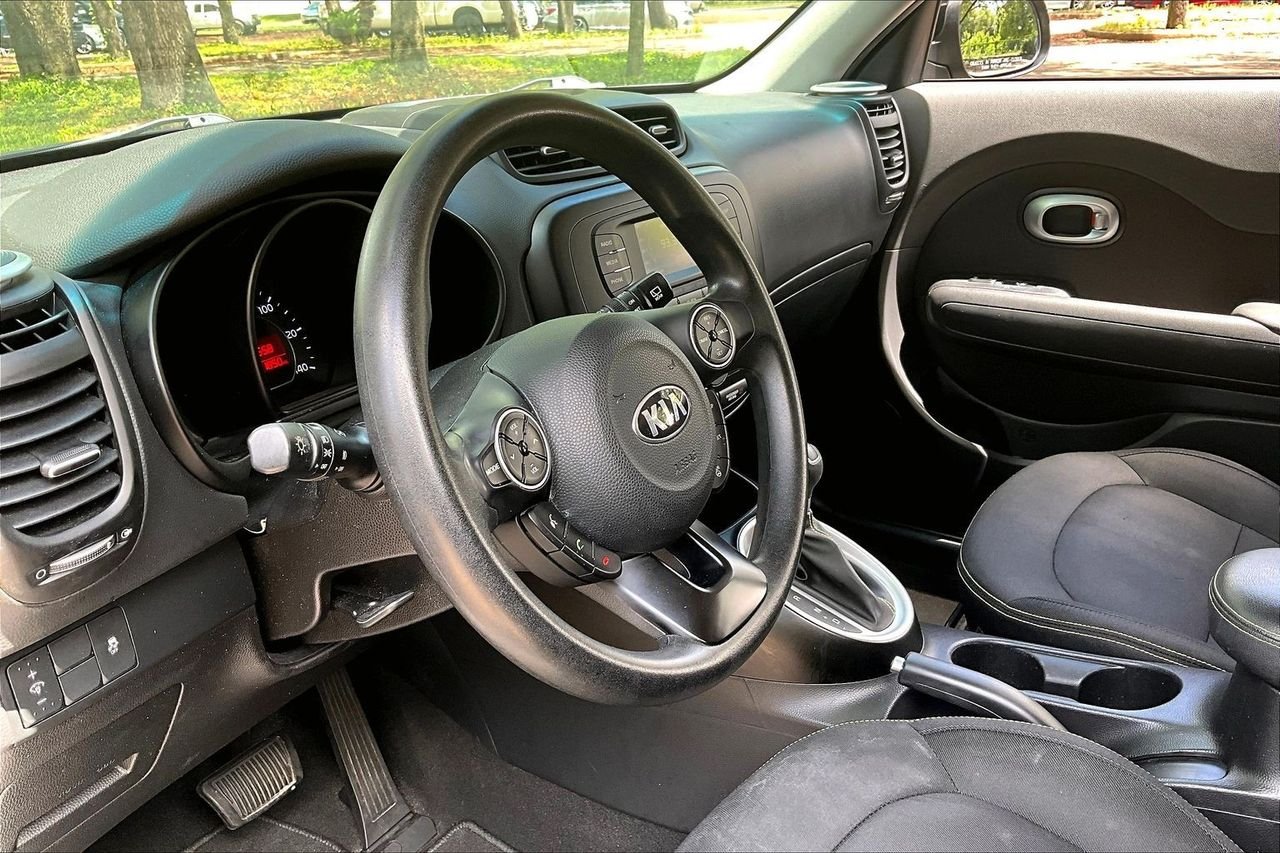 Used 2016 Black Kia Plus image 14