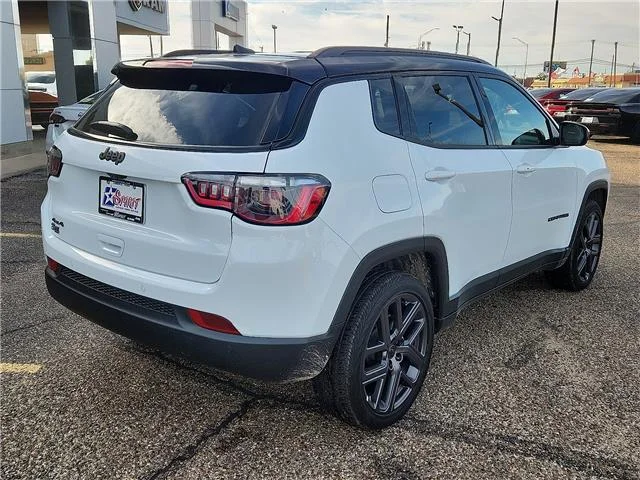Used 2026 White Jeep LIMI image 4