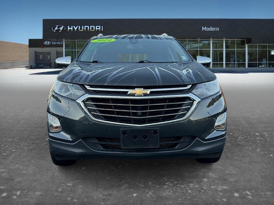 Used 2019 Nightfall Gray Metallic Chevrolet Premier image 2