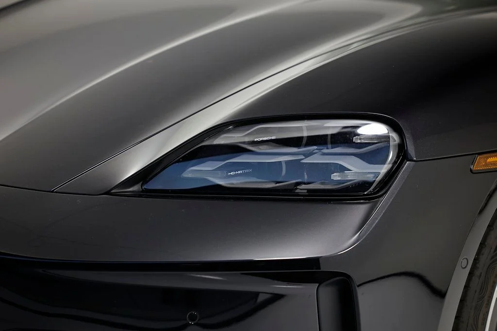 2026 Porsche Taycan Base - Photo 11