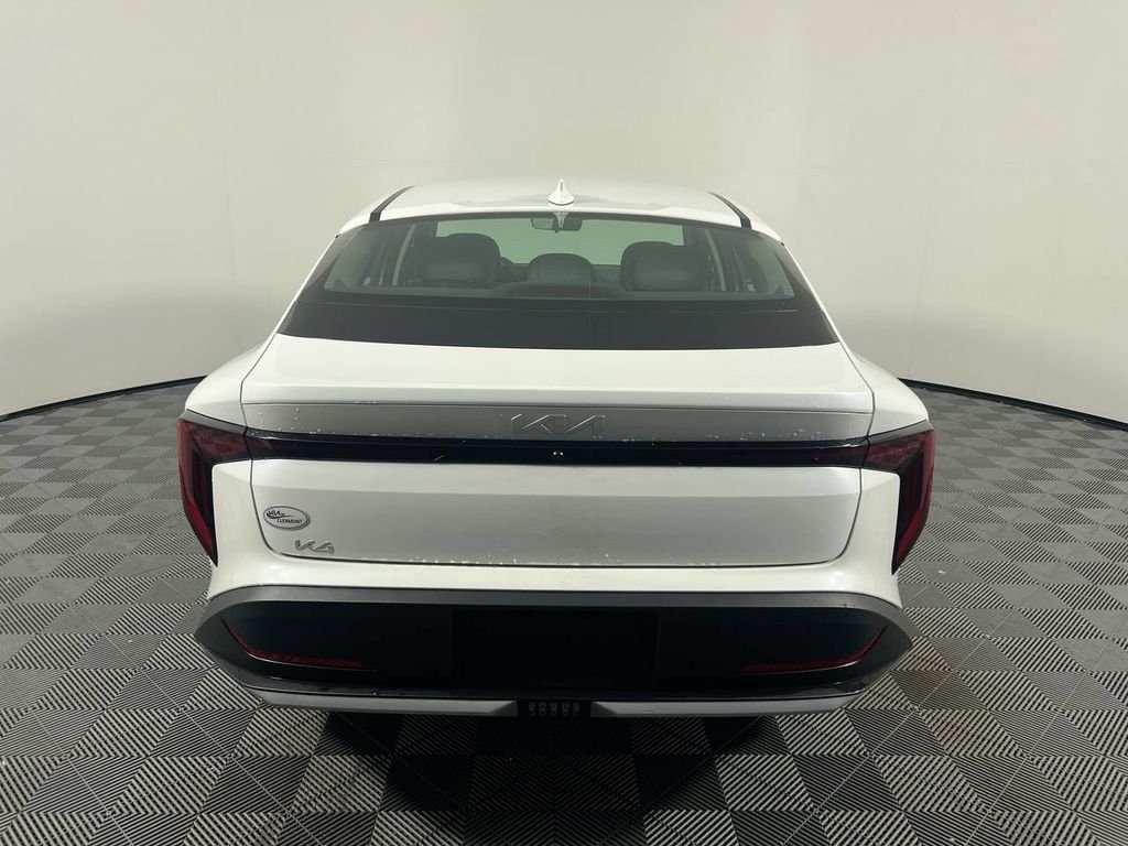 New 2026 Snow White Pearl Kia EX image 4