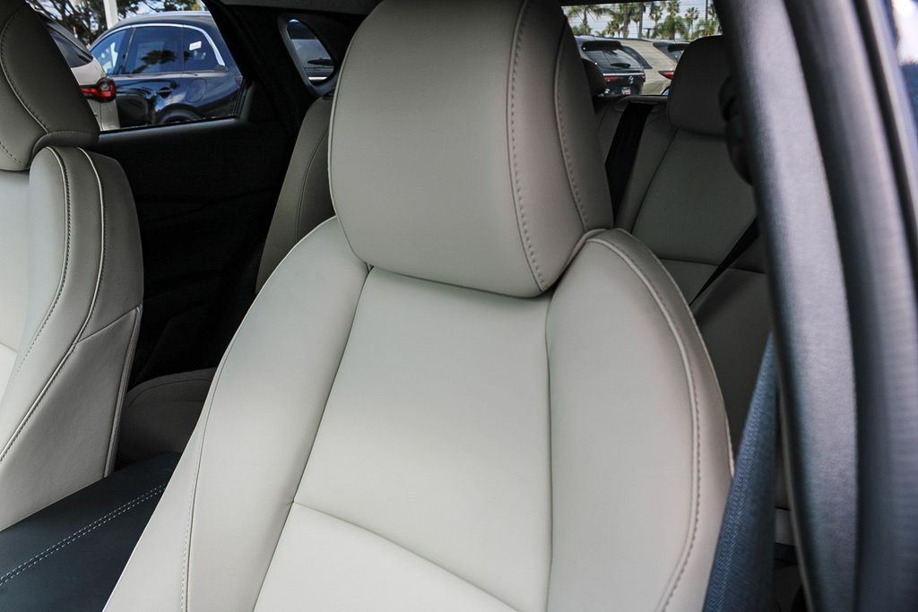 New 2025 Jet Black Mica Mazda 2.5 S Preferred AWD image 27