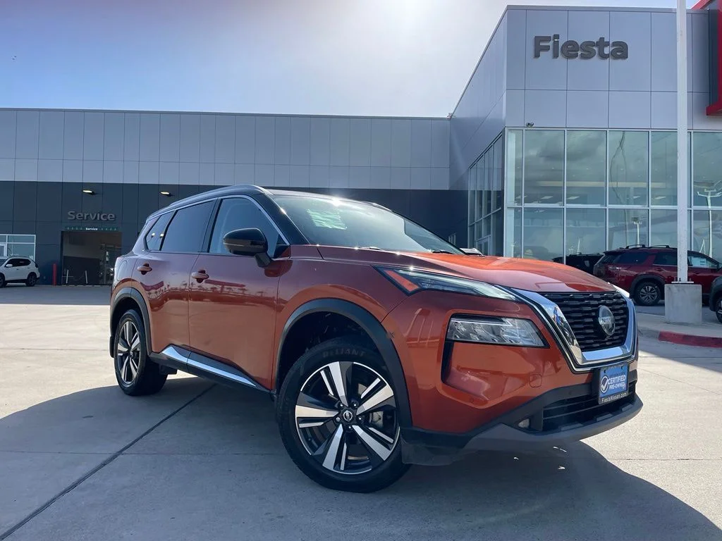 Certified Used 2021 Orange Nissan SL image 1