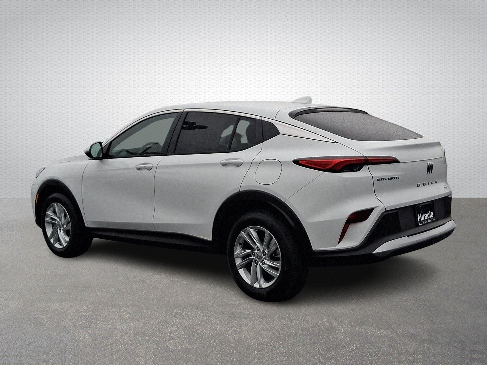 New 2026 Summit White Buick Preferred image 4