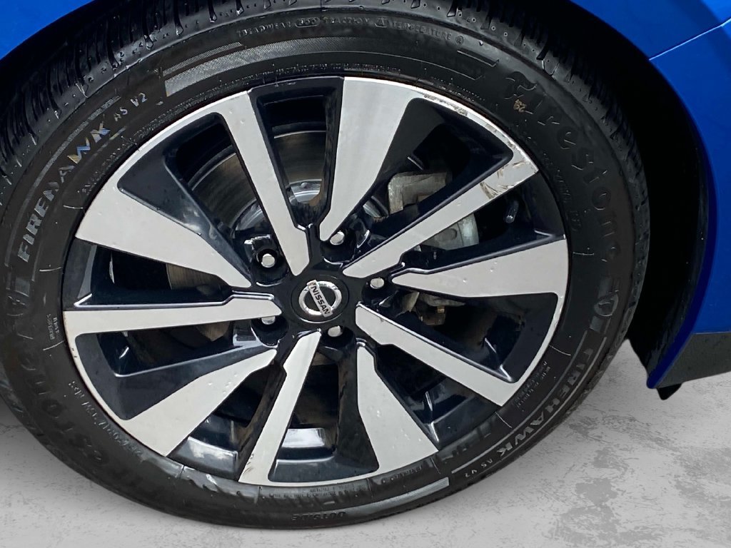 Used 2021 Blue Nissan SV image 29