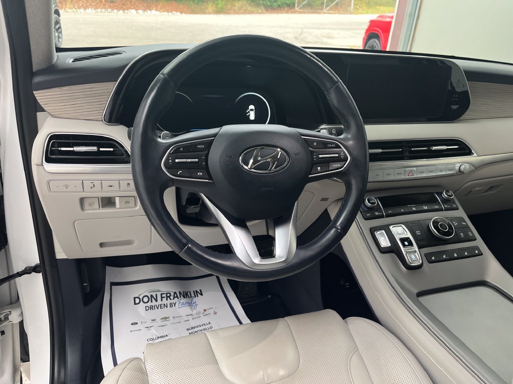 Used 2022 White Hyundai Limited image 15