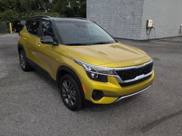 Used 2023 Yellow Kia S image 1