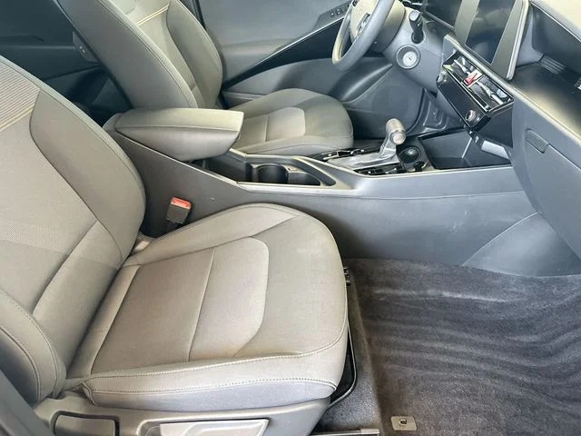 Used 2024 Black Kia LX image 26
