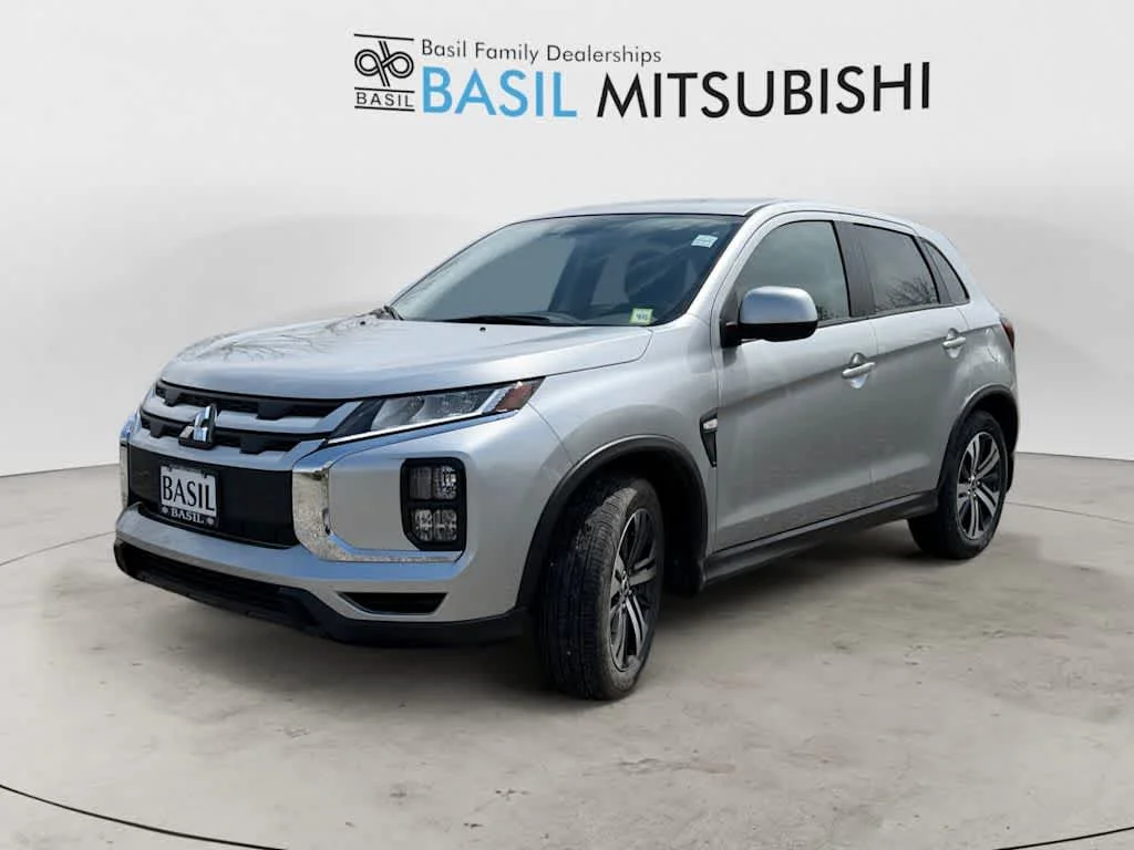 New 2027 Alloy Silver Metallic Mitsubishi ES image 7