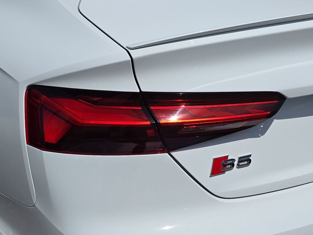 Used 2024 White Audi  image 37