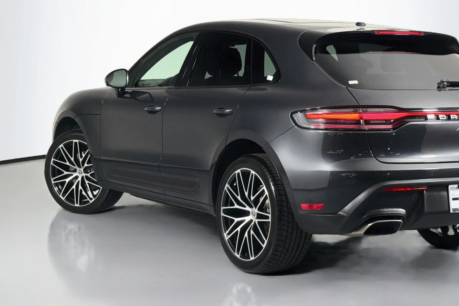 Used 2024 Volcano Grey Metallic Porsche  image 15