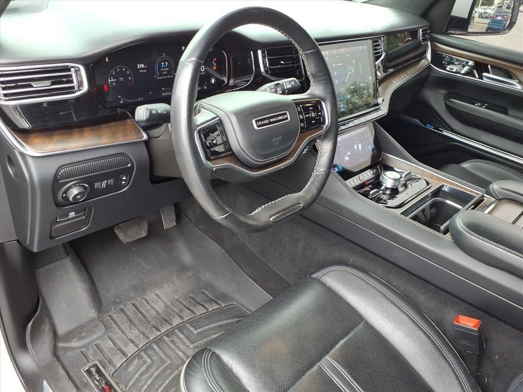2022 Jeep Grand Wagoneer Series II - Photo 12