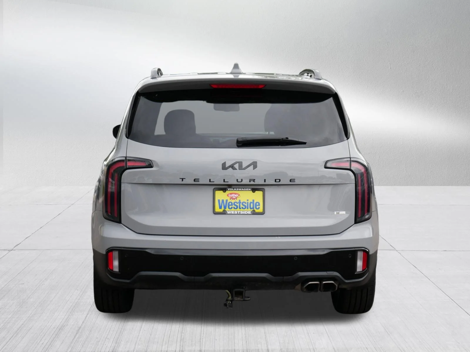 Used 2024 Wolf Gray Kia EX X-Line image 6