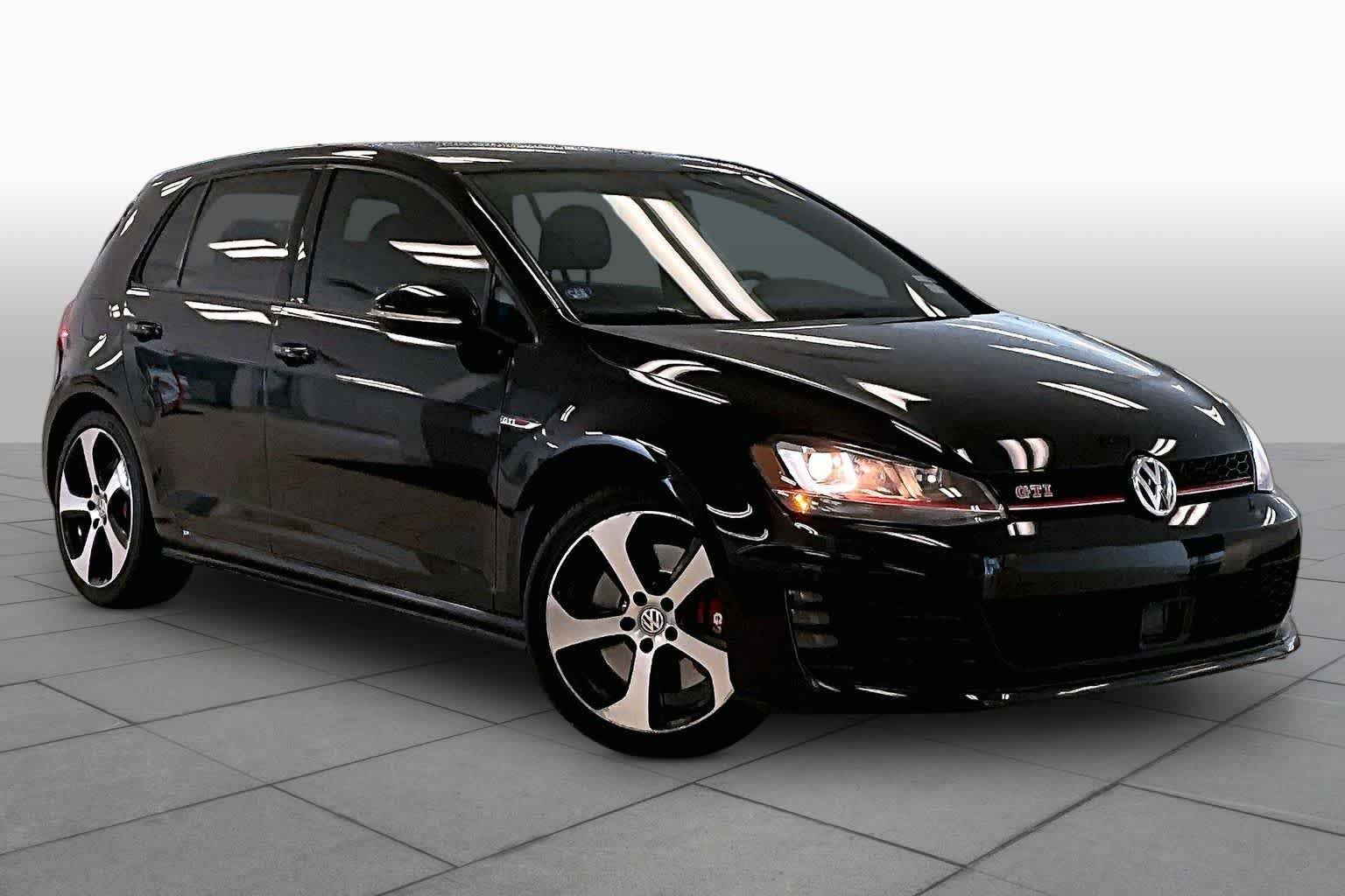 Used 2017 BLACK Volkswagen Autobahn image 2