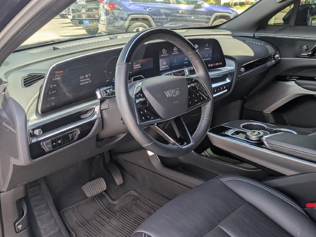 Used 2025 Black Cadillac Sport image 30