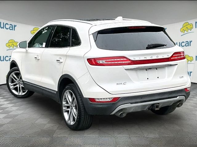 Used 2019 White Lincoln Reserve image 2