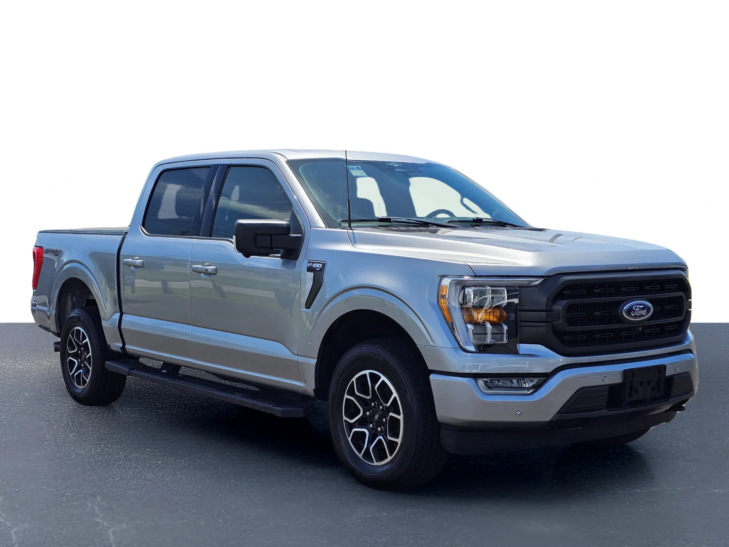 Used 2023 Iconic Silver Metallic Ford XLT image 6