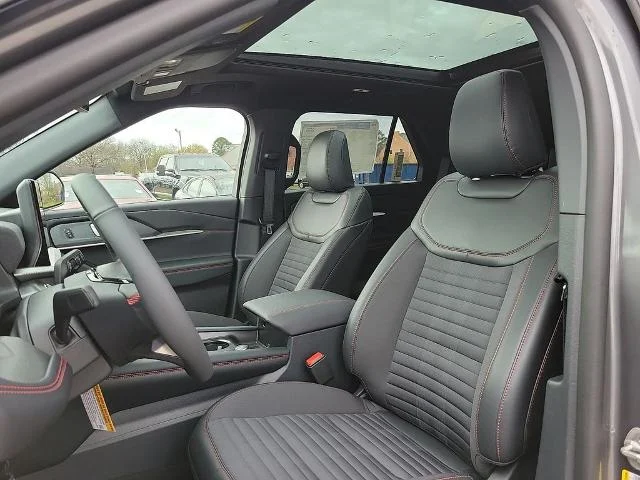 New 2026 Carbonized Gray Metallic Ford ST-Line image 12