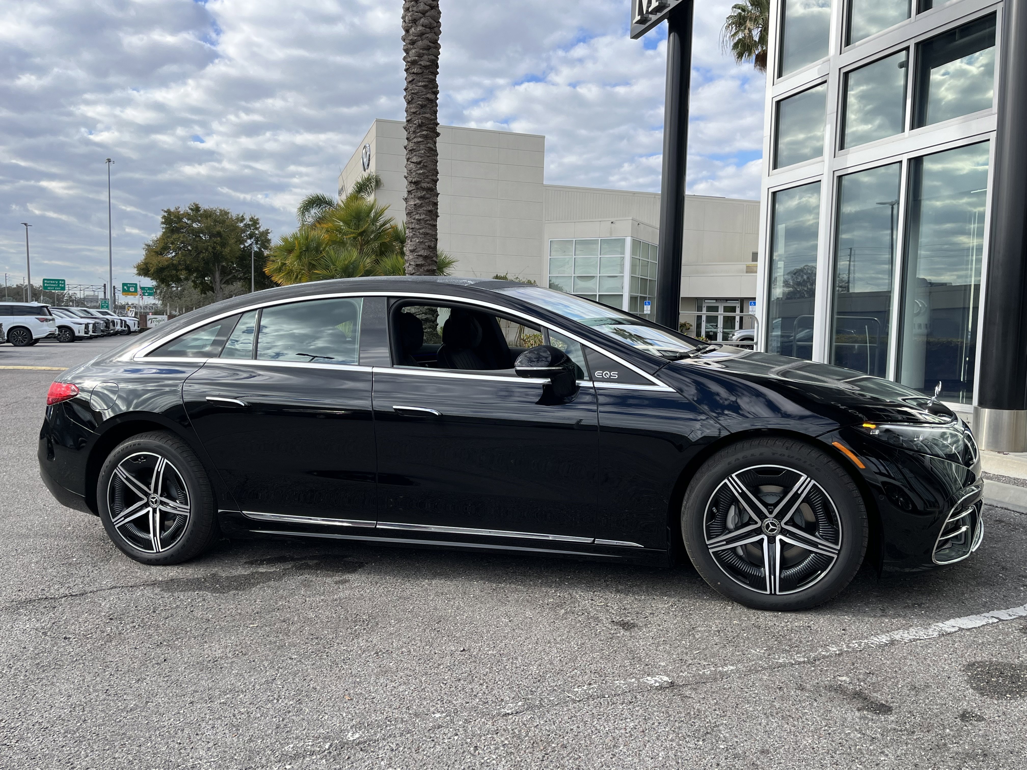 New 2026 Black Mercedes-Benz EQS 450 image 9