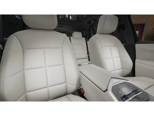 New 2027 Mineral White Metallic BMW  image 11