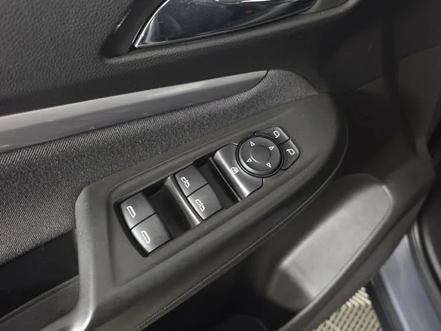 Used 2023 GRAY GHOST METALLIC Chevrolet LT image 21