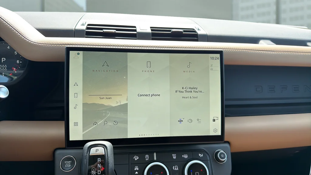 New 2026 Green Land Rover S image 23