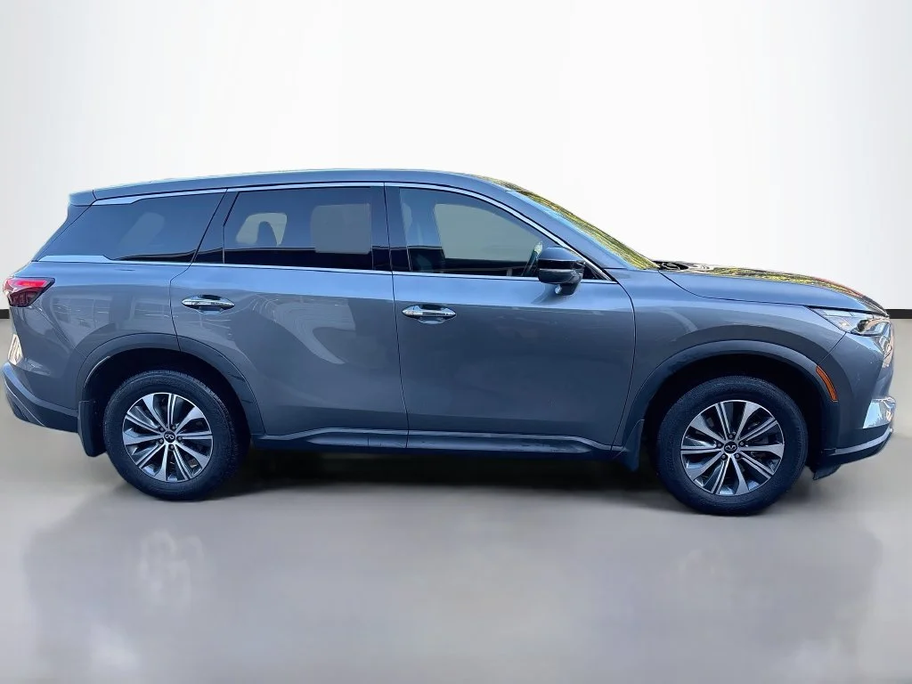 Used 2024 Graphite Shadow INFINITI PURE image 8